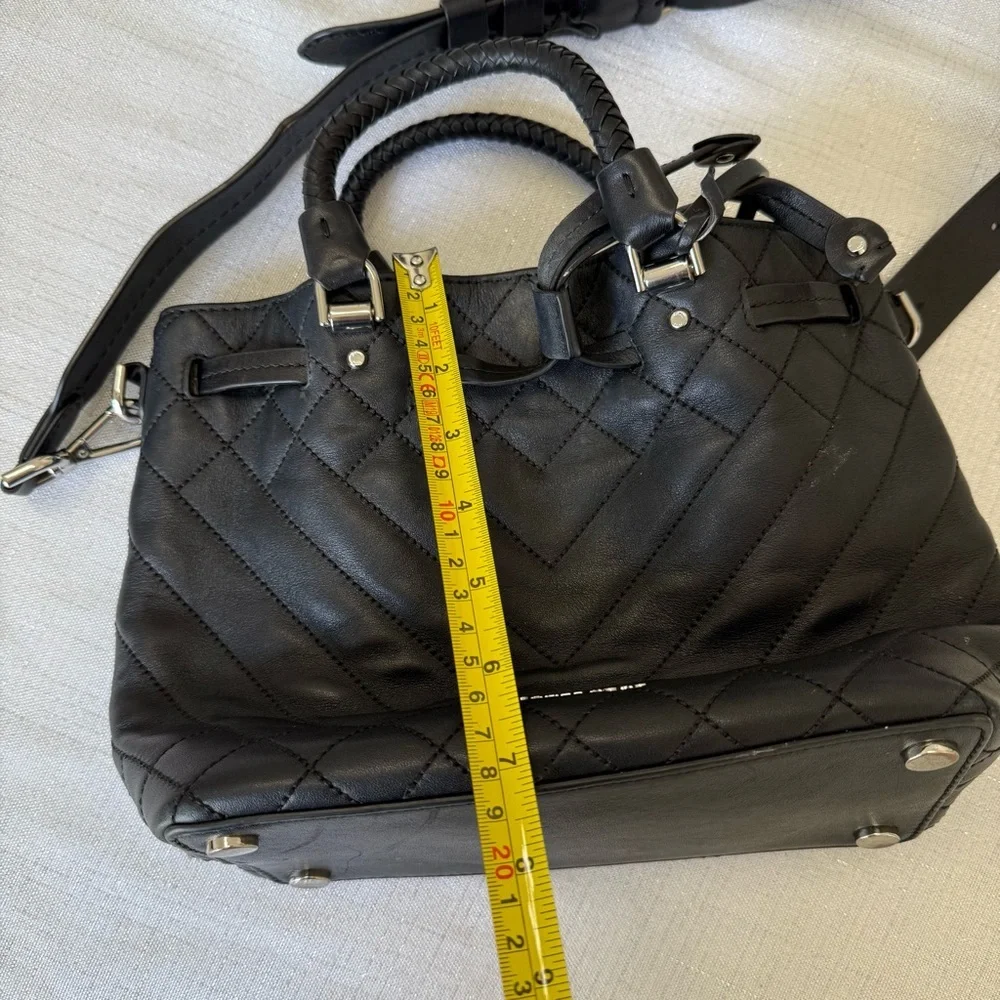 Michael Kors Blakely Medium Bucket Messenger Bag Black Quilted Leather